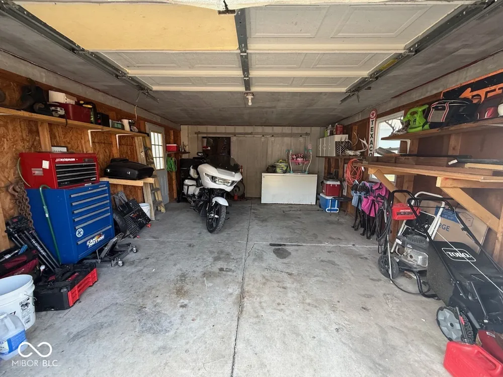 421 Union Street Hope, IN 47246