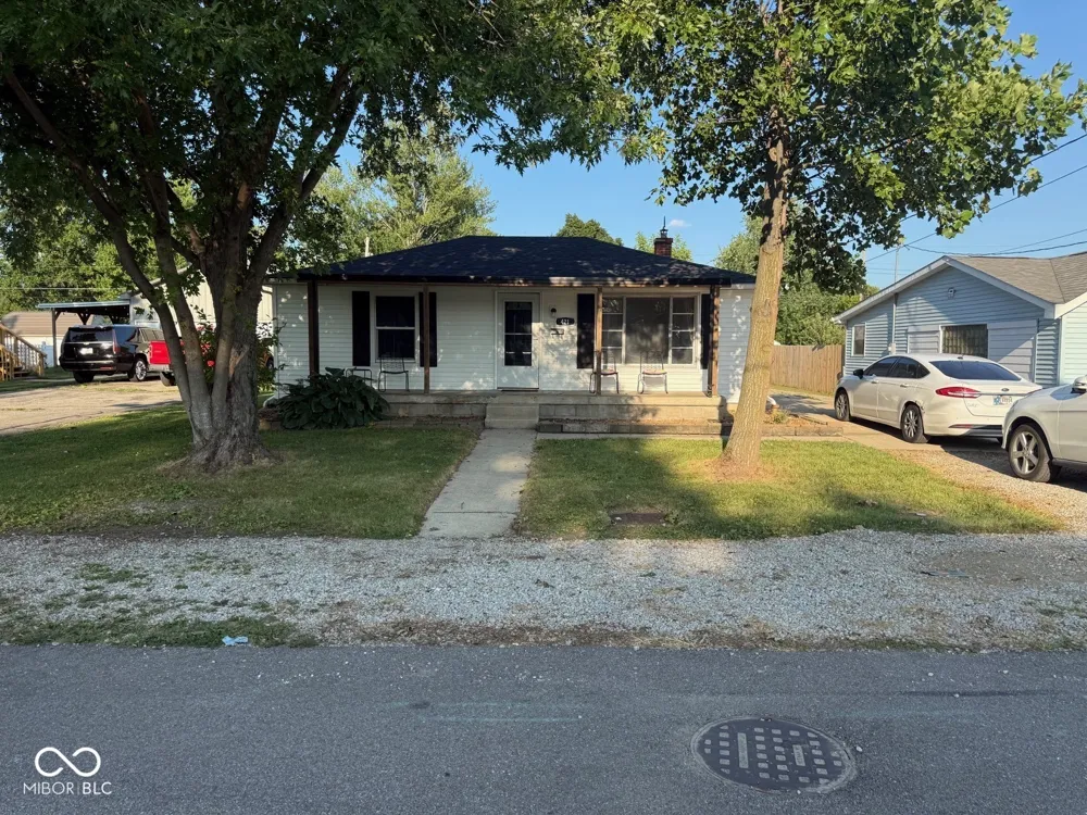 421 Union Street Hope, IN 47246