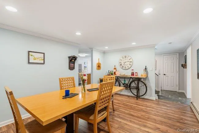 1 Grendon Lane Farmingville, NY 11738