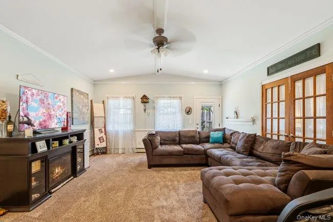 1 Grendon Lane Farmingville, NY 11738