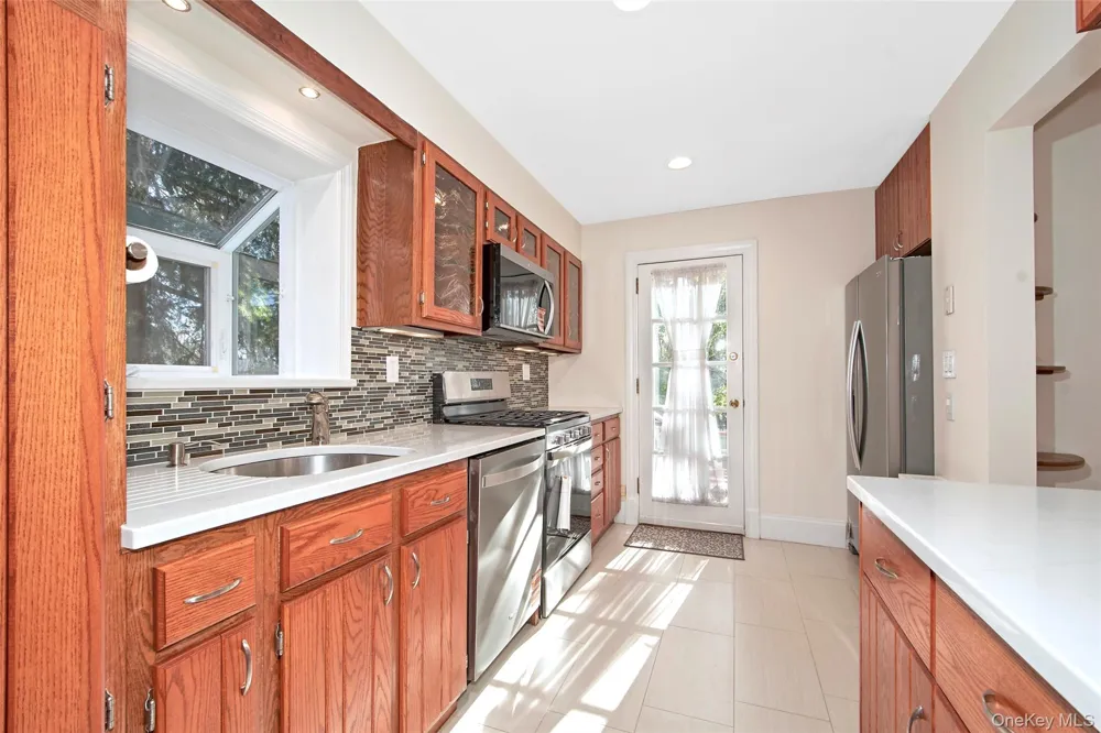 17 Haven Avenue Rye, NY 10580