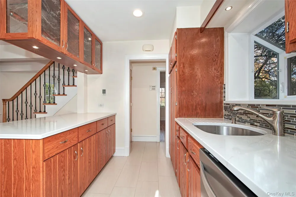 17 Haven Avenue Rye, NY 10580