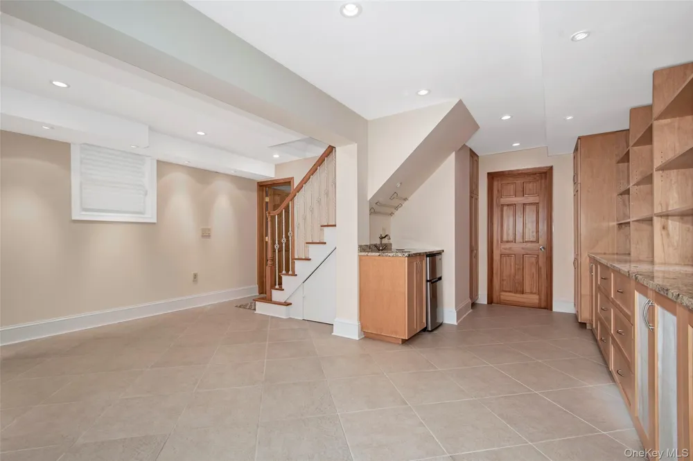 17 Haven Avenue Rye, NY 10580