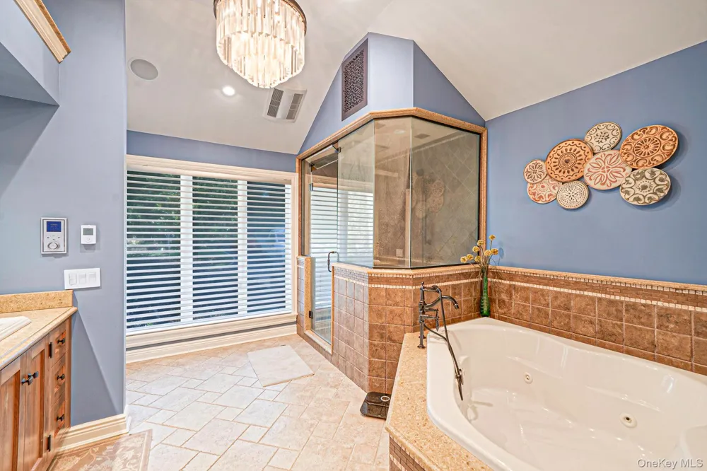 56 Old Homestead Road Port Jefferson, NY 11777