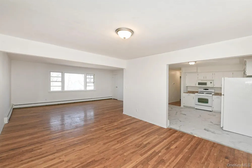 8 Harbor Hill Road #2 Second Floor Glen Cove, NY 11542
