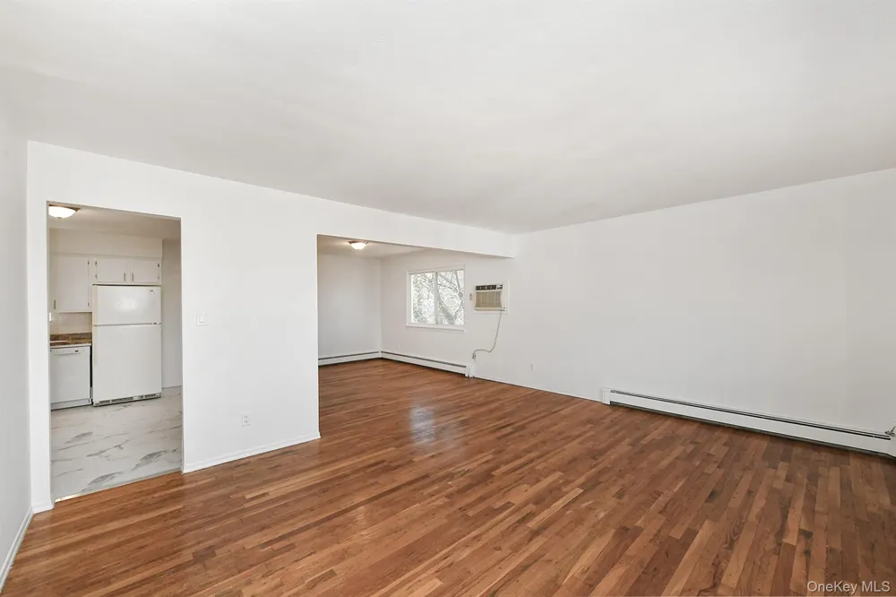 8 Harbor Hill Road #2 Second Floor Glen Cove, NY 11542