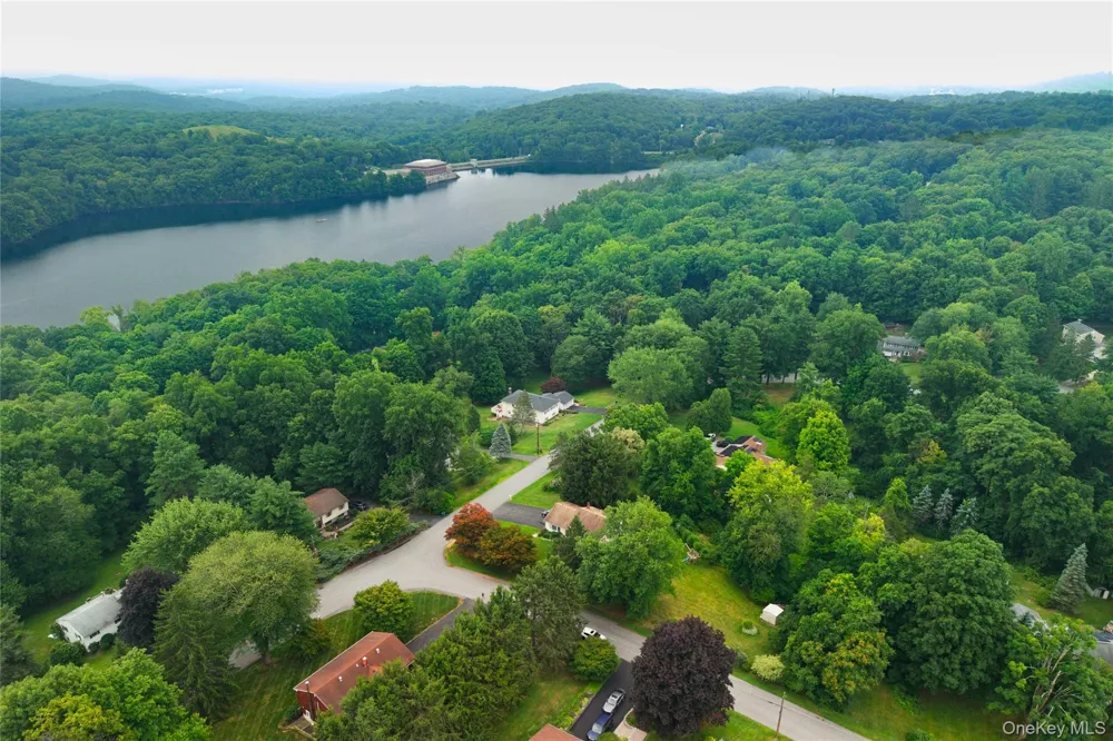 53 Harkin Road Carmel, NY 10512