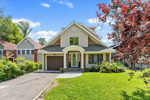 11A Forest Lane