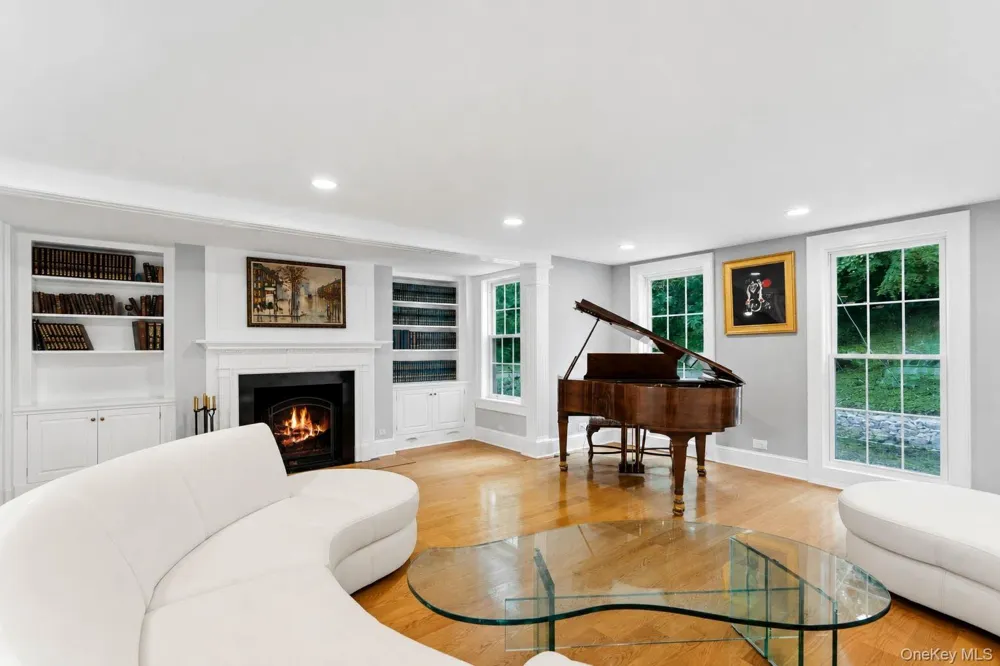 450 Oyster Bay Road Matinecock, NY 11560