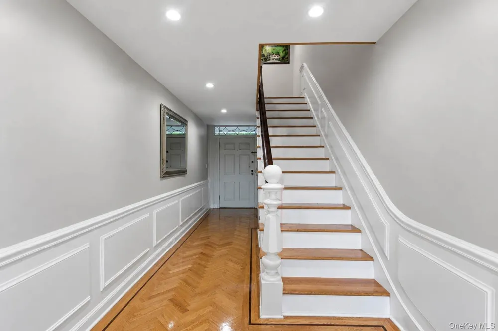 450 Oyster Bay Road Matinecock, NY 11560