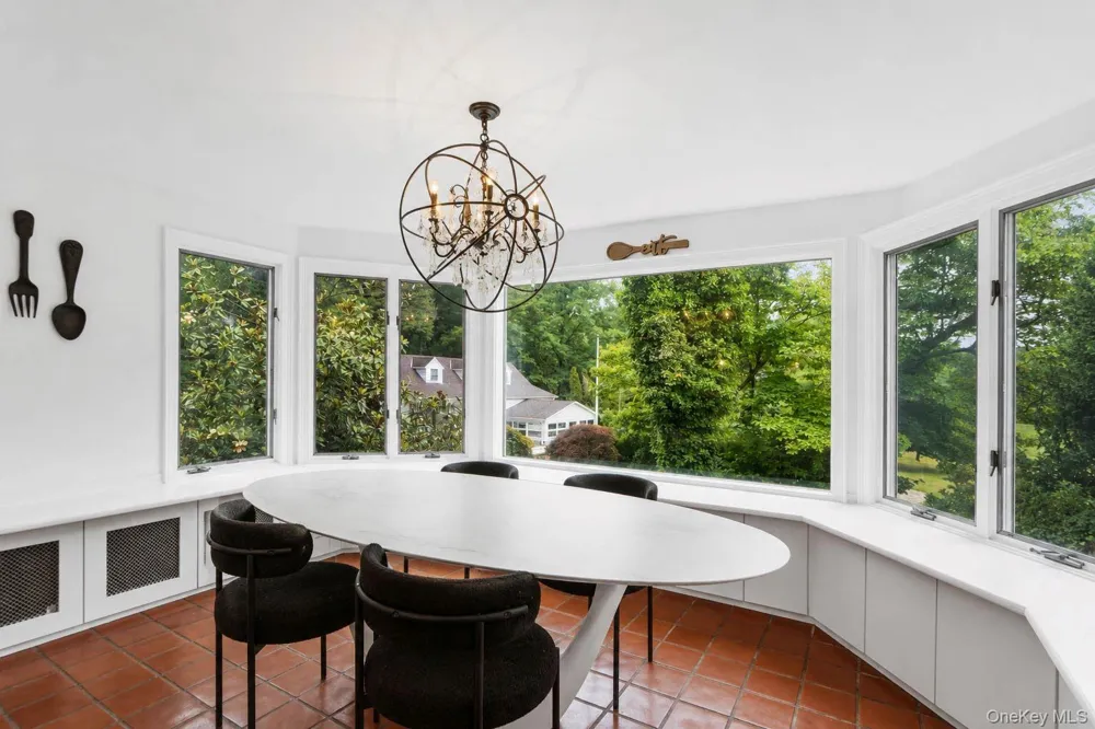 450 Oyster Bay Road Matinecock, NY 11560