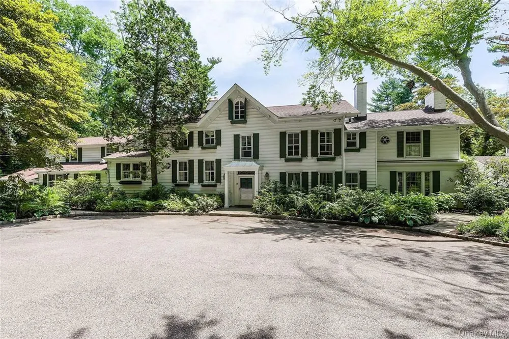 450 Oyster Bay Road Matinecock, NY 11560