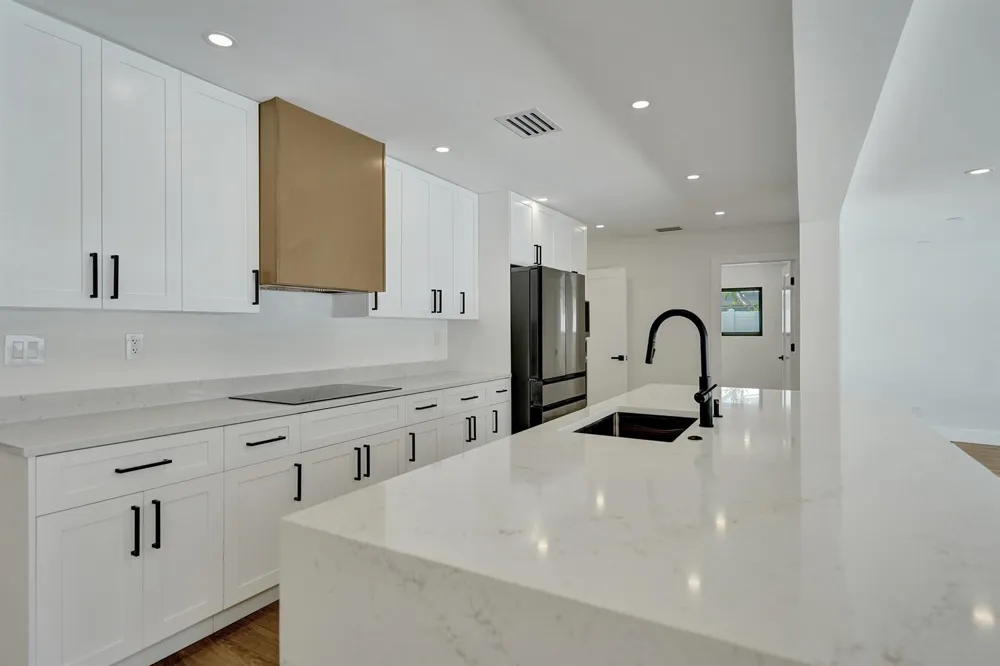 669 SW 3rd Street Boca Raton, FL 33486