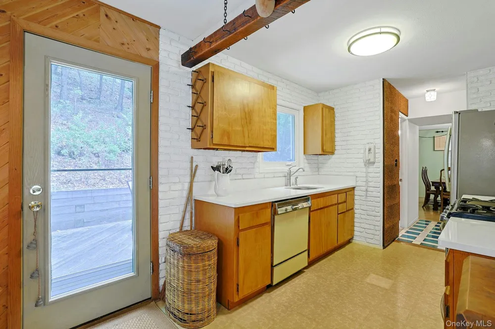 130 Call Hollow Road Pomona, NY 10970