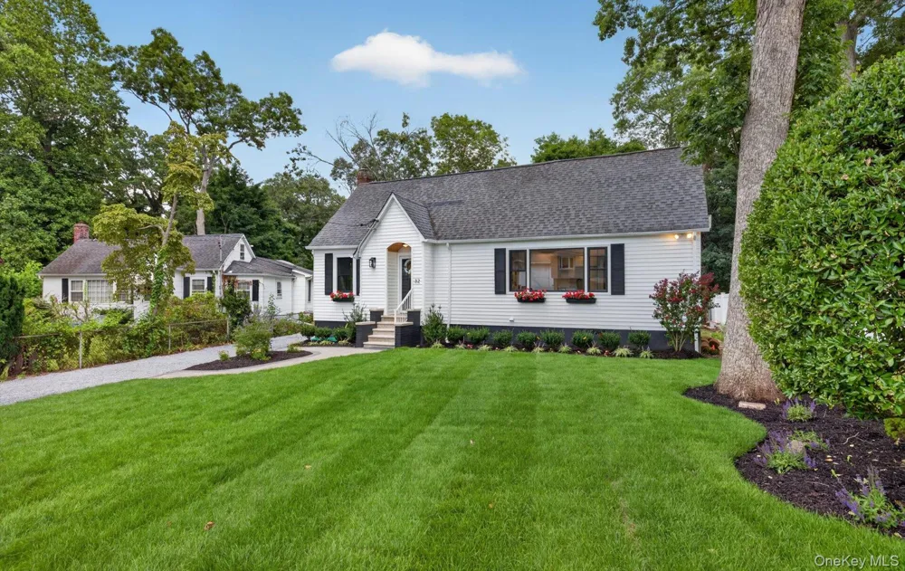 32 Horton Drive South Huntington, NY 11746