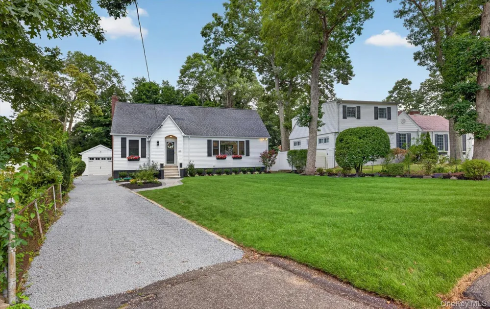 32 Horton Drive South Huntington, NY 11746