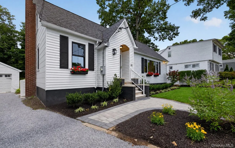 32 Horton Drive South Huntington, NY 11746