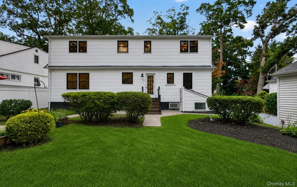 32 Horton Drive South Huntington, NY 11746