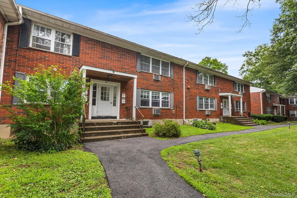 5 Wildwood Drive #16D Wappingers Falls, NY 12590