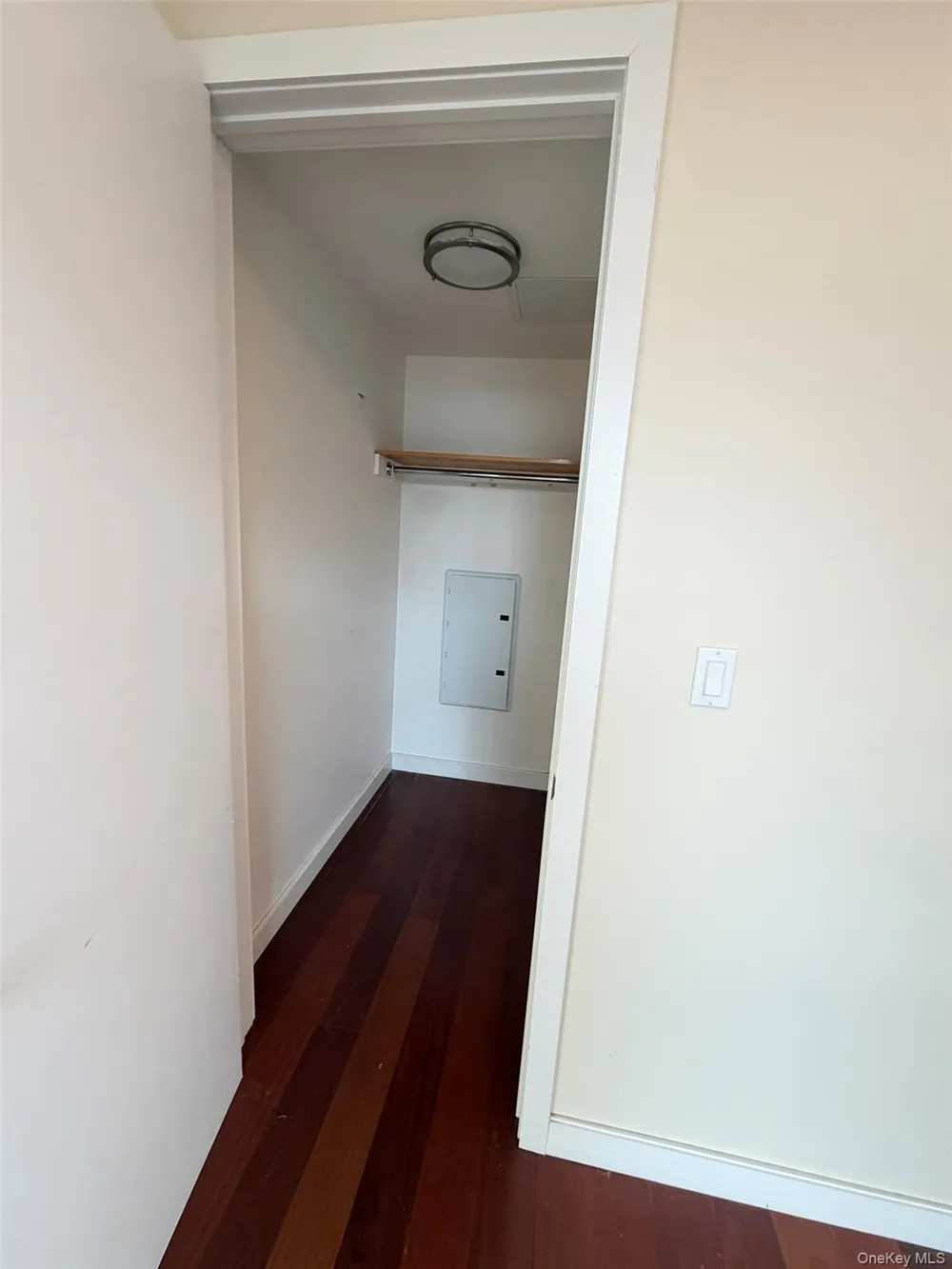14238 37th Avenue #11A Flushing, NY 11354