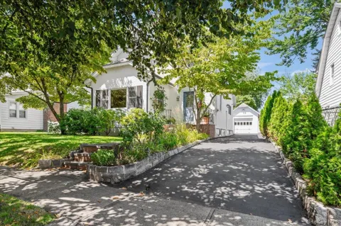 17 Cypress Avenue