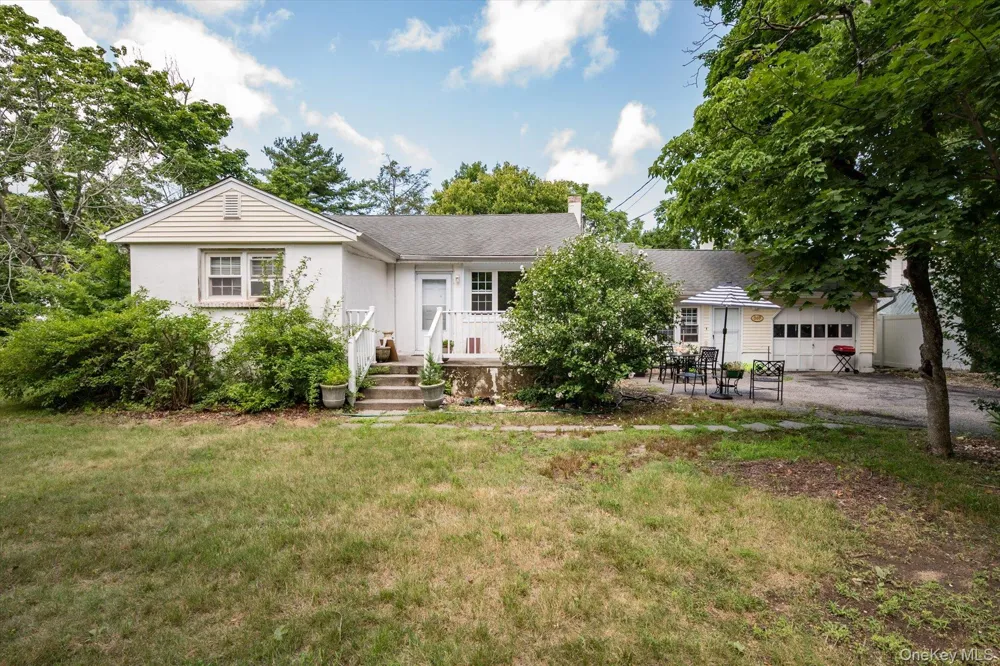 307 Old Country Road Melville, NY 11747