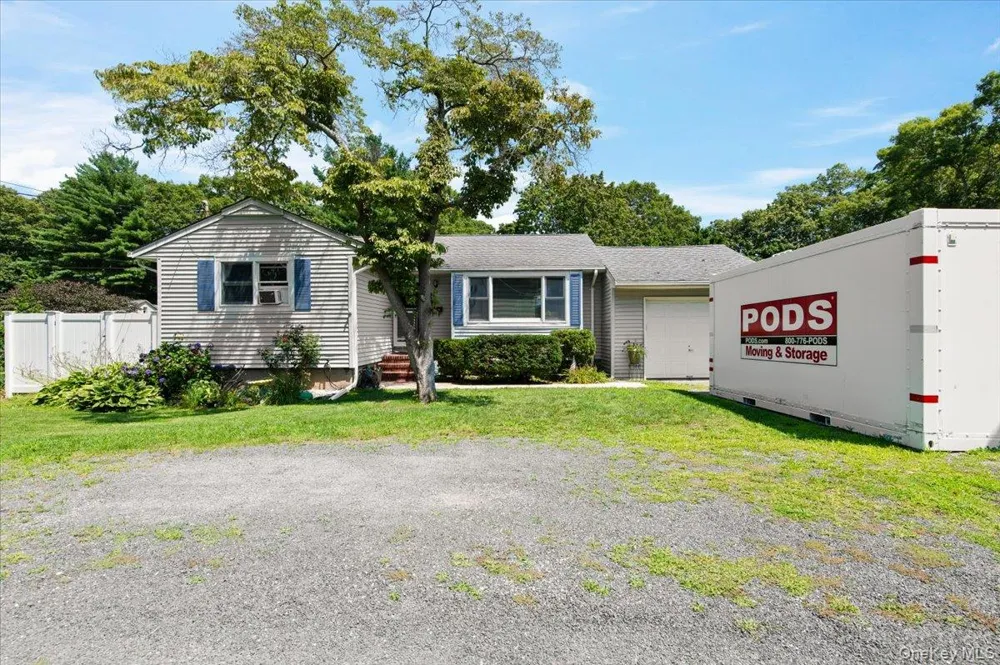 101 Lake Avenue Saint James, NY 11780
