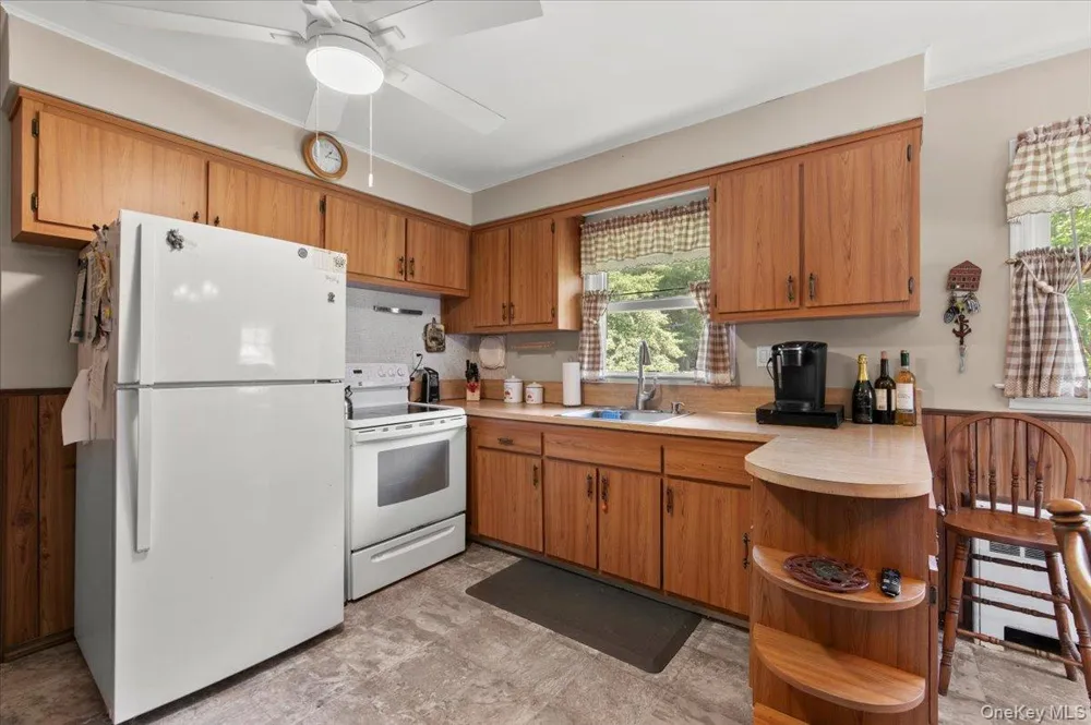 101 Lake Avenue Saint James, NY 11780