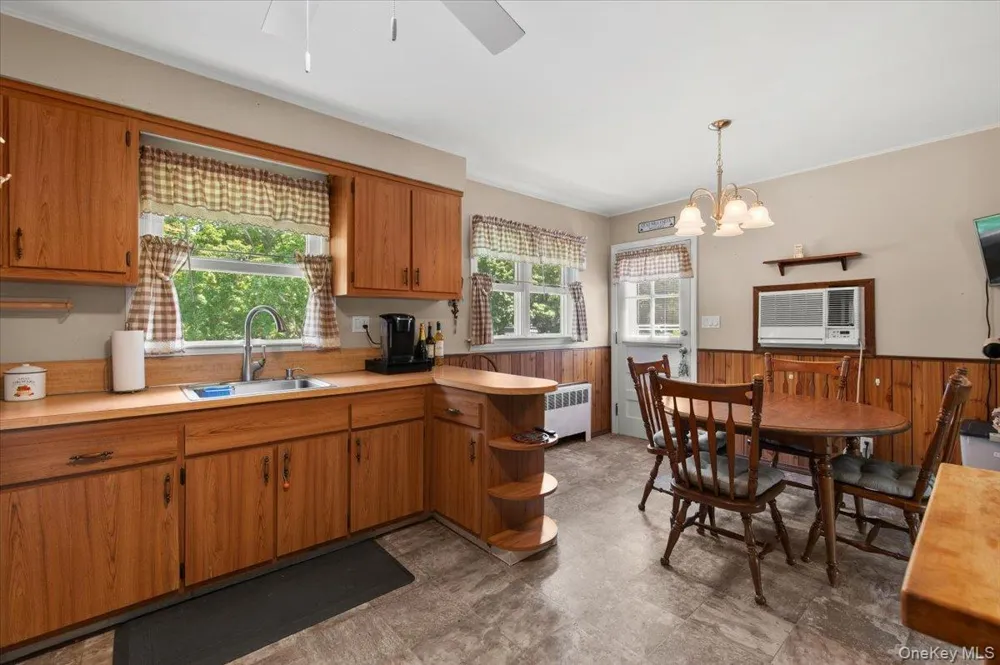 101 Lake Avenue Saint James, NY 11780