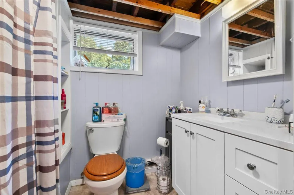 101 Lake Avenue Saint James, NY 11780