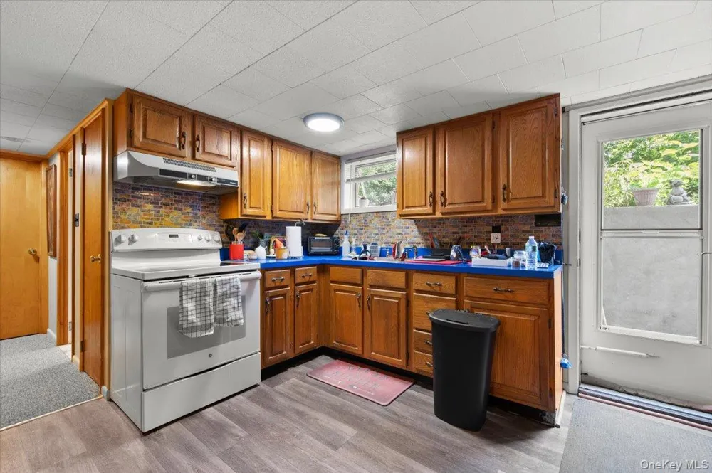 101 Lake Avenue Saint James, NY 11780