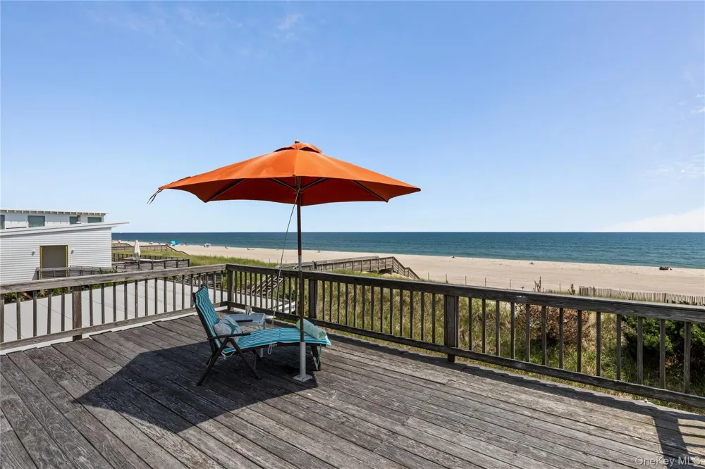 59 Laurel Avenue Seaview, NY 11770