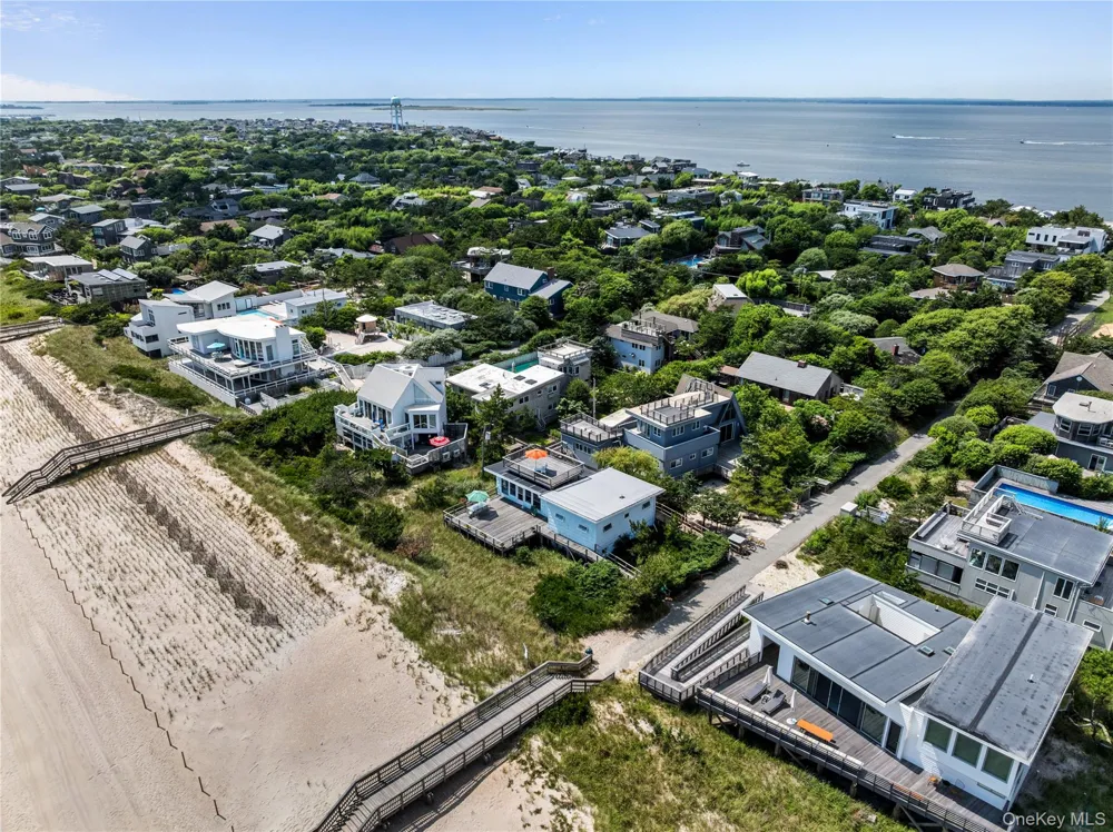 59 Laurel Avenue Seaview, NY 11770