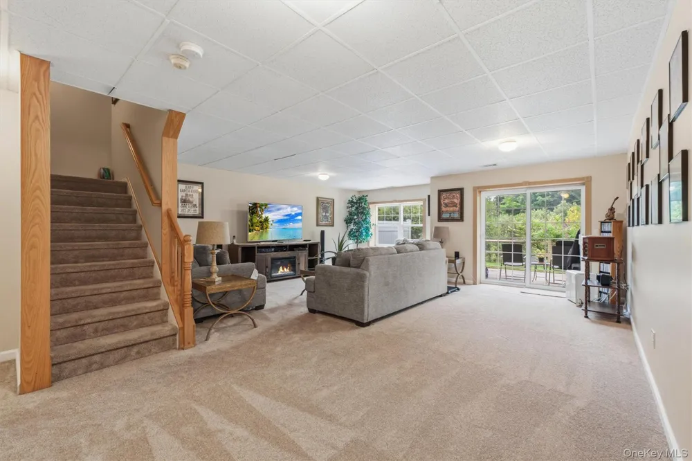 165 Underhill Lane Peekskill, NY 10566