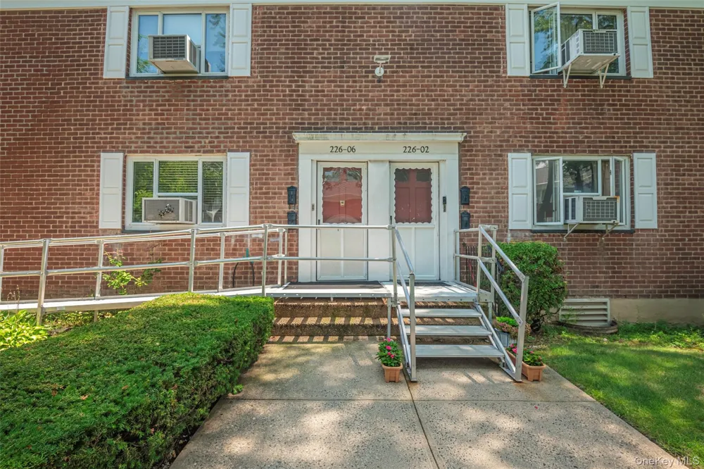 226-06 Manor Road #7-3 Queens Village, NY 11427