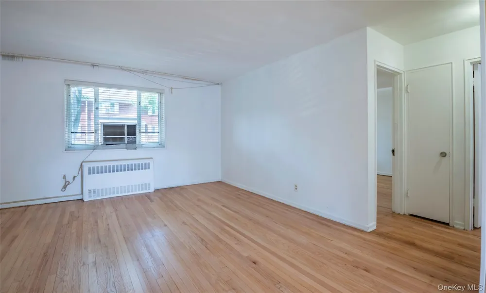 226-06 Manor Road #7-3 Queens Village, NY 11427