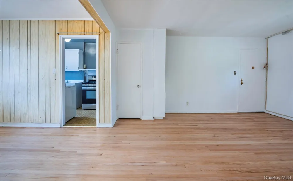 226-06 Manor Road #7-3 Queens Village, NY 11427