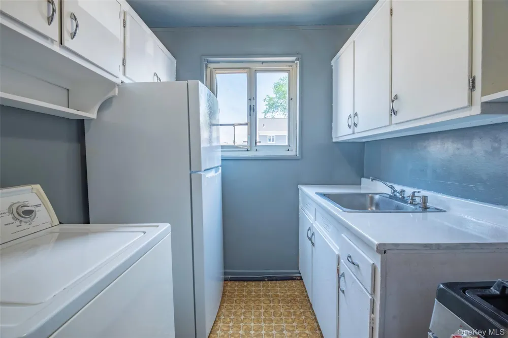 226-06 Manor Road #7-3 Queens Village, NY 11427