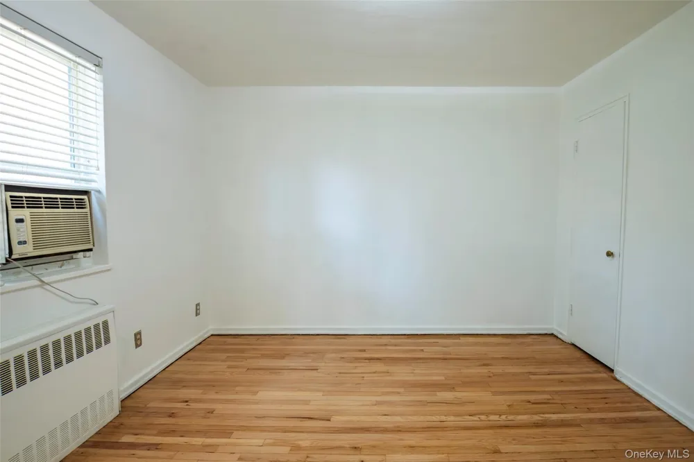 226-06 Manor Road #7-3 Queens Village, NY 11427