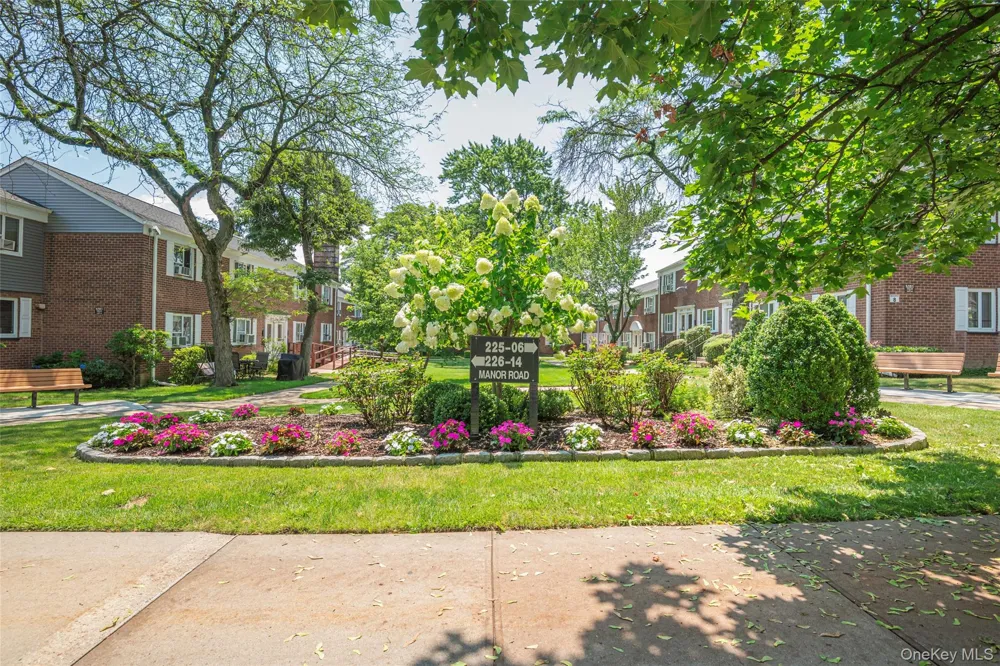 226-06 Manor Road #7-3 Queens Village, NY 11427