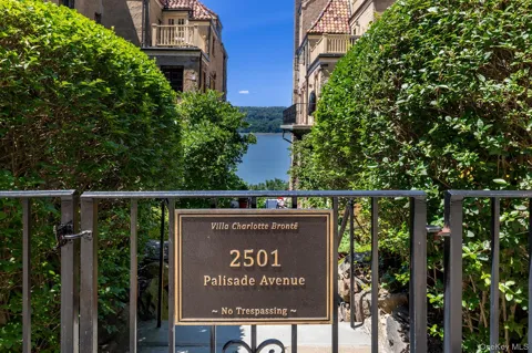 2501 Palisade Avenue #C1