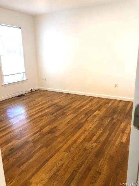 20 Carle Road #1 Westbury, NY 11590