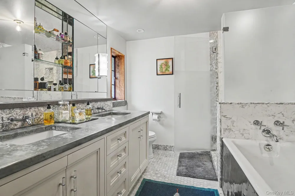 249 Grand Street Newburgh, NY 12550