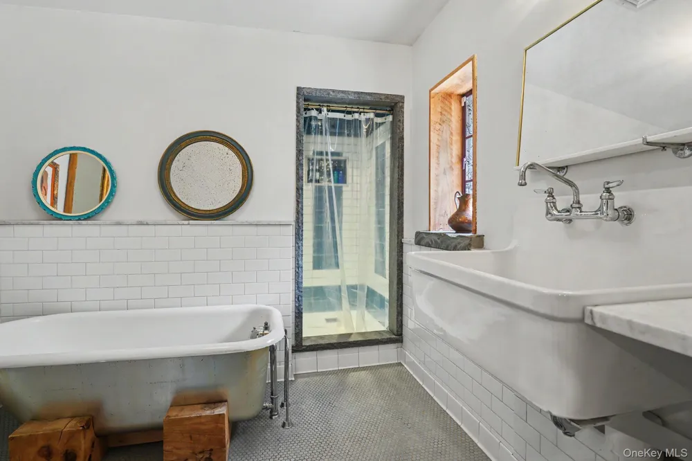 249 Grand Street Newburgh, NY 12550