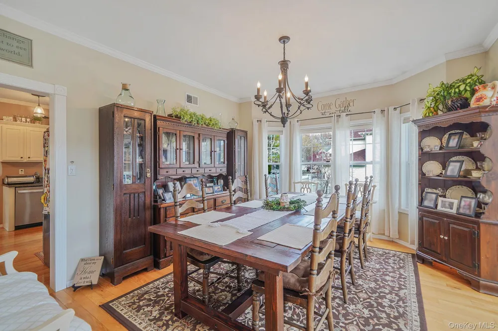 52 Shady View Crossing Manorville, NY 11949