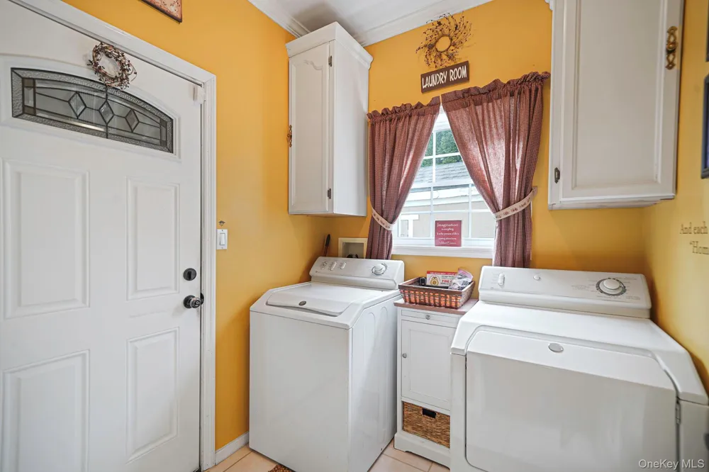 52 Shady View Crossing Manorville, NY 11949