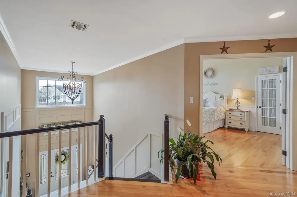 52 Shady View Crossing Manorville, NY 11949