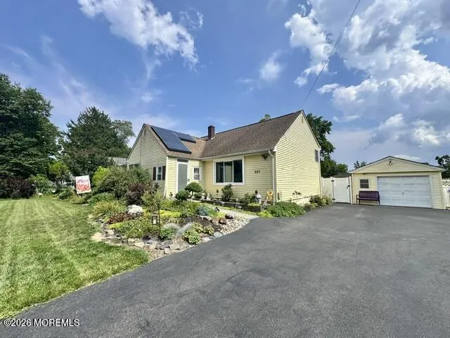 227 Old Stage Road Spotswood, NJ 08884