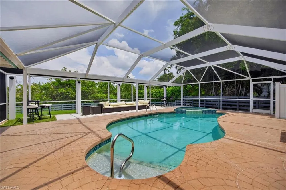 1477 Albatross Road Sanibel, FL 33957