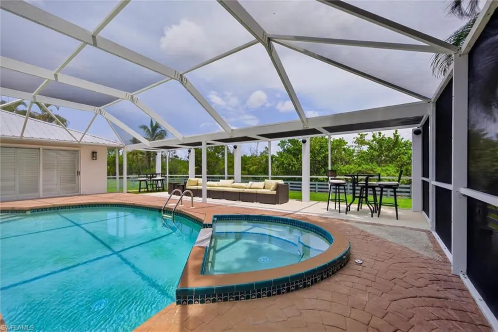 1477 Albatross Road Sanibel, FL 33957